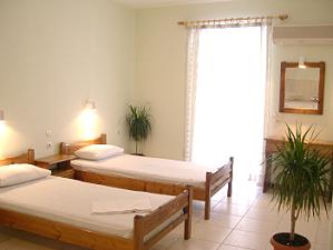 Zakynthos Accommodation - Art Cafe Studios & Apartments