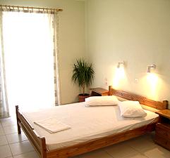 Zakynthos Accommodation - Art Cafe Studios & Apartments