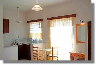 Zakinthos Zante Greece - Isavella Apartments in Amoudi Alykanas