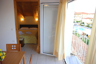 Roula Studios - Alykes  Zante Zakynthos Greece - Roulla